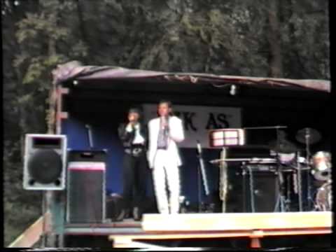 ČUVAJ TO LJUBEZEN-Nace Junkar&Helena Blagne (Polhov gradec 1990)