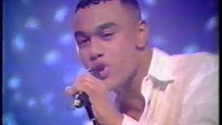 Worlds Apart - Could It Be I&#39;m Falling In Love (live on TOTP, 1994)