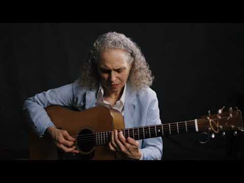 Mimi Fox Performs "Autumn Leaves" on a 1965 Martin D-18