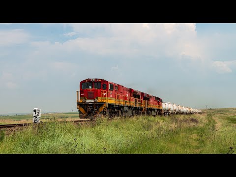 44 Class diesels from Trichardt - December 2020