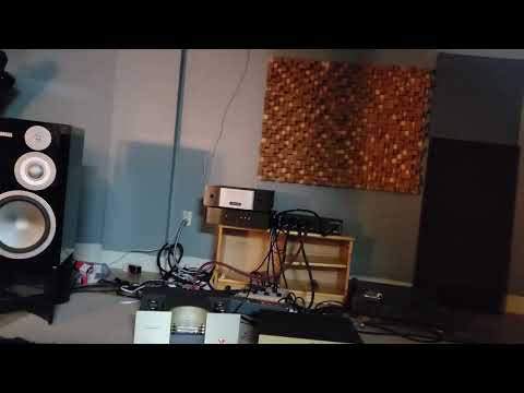 Yamaha NS5000 Demo (Beegie adair + Denis Solee - The way you look tonight)