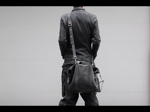 Styling | Masnada,ierib - Denim jacket & Leather Bag.