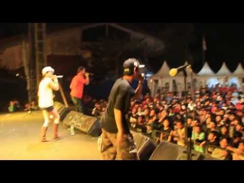 2BMSerangnesia At Banten Rock Fest - EH ENENG SAYANG