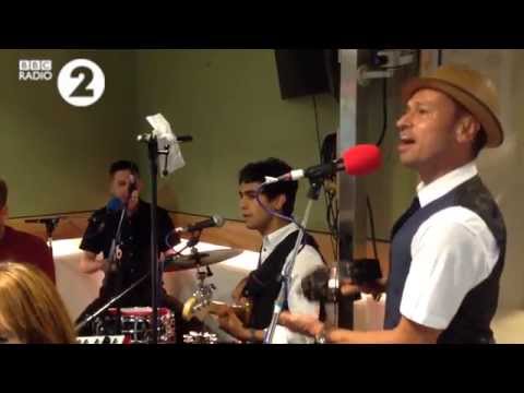 Si Cranstoun - 'Tell Her About It' live on the Chris Evans Breakfast Show