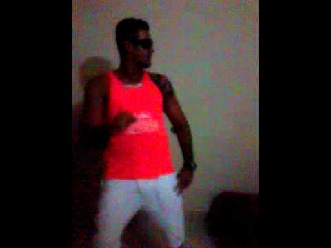 Vira a cara e vapo.- MC topete