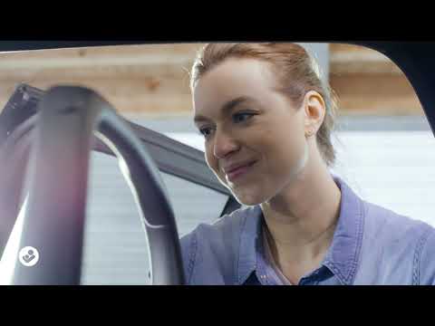 Maxi Cosi Tinca i-Size Essential graphite Bērnu Autokrēsls 0-13 kg + bāze FamilyFix2