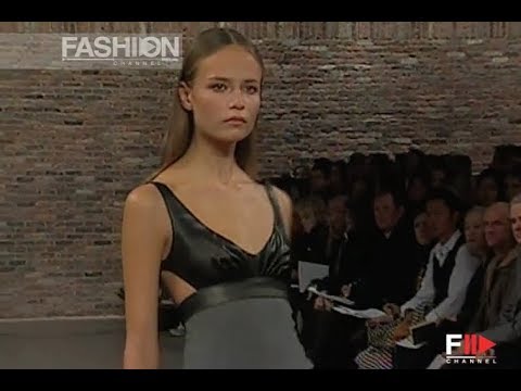 NARCISO RODRIGUEZ Fall 2007 New York - Fashion Channel