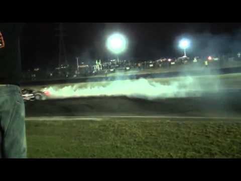 Mad Mike RedBull RX7 Extrême Burnout Without Exhaust