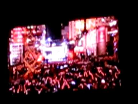 Depeche Mode live on Hollywood blvd. Jimmy Kimmel post show concert performing Enjoy The Silence
