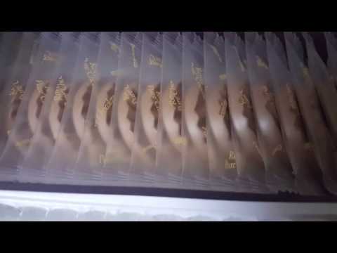 Royce Pure Milk Chocolate + White Chocolate is just AMAZING! YOU OUGHT TO TRY IT!