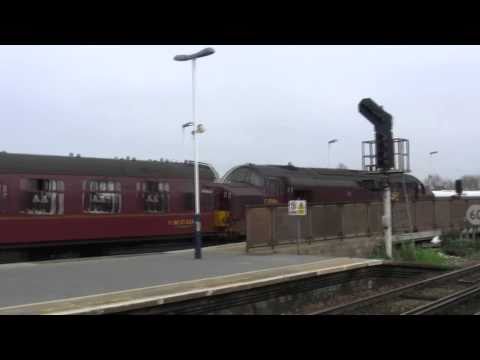 37676,37706 Passing Clapham Junc