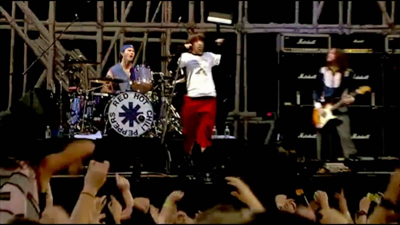Red Hot Chili Peppers - By the Way & Scar Tissue - Live at Slane Castle - YouTube