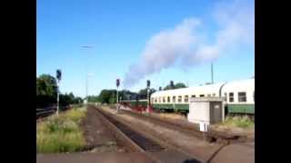 preview picture of video 'BR 18201 Abfahrt in Marktredwitz 26_07_2009'