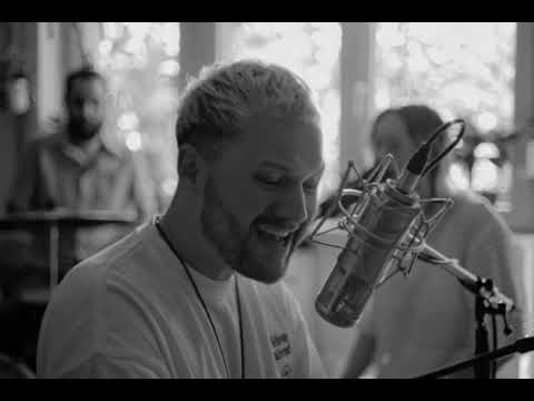 Mark Zentai feat. Barbara Schoblocher - Mindennek ellenére (BAH session 4/4)