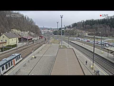 Hlášení a vlak Ústí nad Orlicí - R 888 + Autobusy č. 95461 + Os 95461 + Os 7165, 3.4.2022 [INISS]