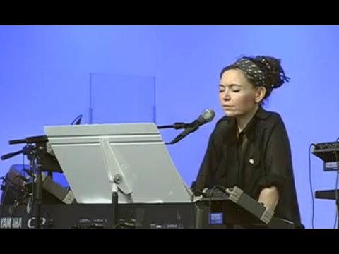 Misty Edwards - Garden (unplugged)