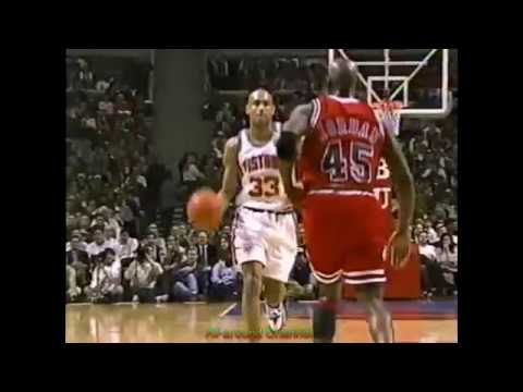 Grant Hill 18 Points 7 Ast Vs. Chicago Bulls, 1994-95. Crossover On Jordan.