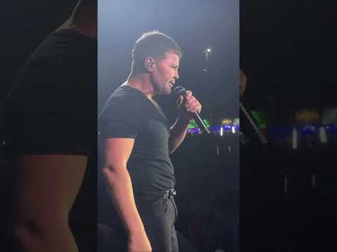 Show de Eduardo Costa em Ervália ontem 