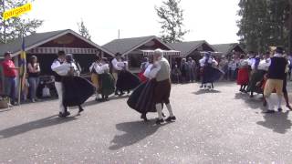 preview picture of video 'Folk dance: Snurrebocken med Hembygdsgillet - Malmö 10.08.2013'