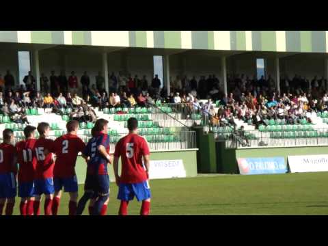 Partido S.D.G. Segoviana 2 - At. Bembibre 0 . 36ª Jornada . la Albuera 1/5/2011 (2)