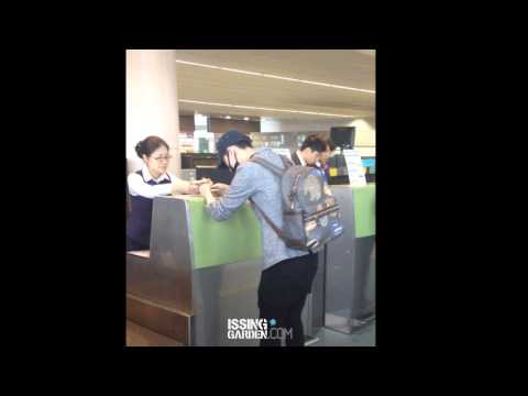 [Família solteira IsSingGarden] 130422 LAY @ Aeroporto Changsha Huanghua