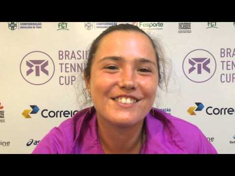 Gabriela Cé convoca a torcida no Brasil Tennis Cup