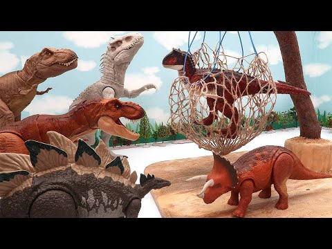 Dinosaur Trap Is Dangerous! Jurassic World Tyrannosaurus VS Dinosaur Hunter