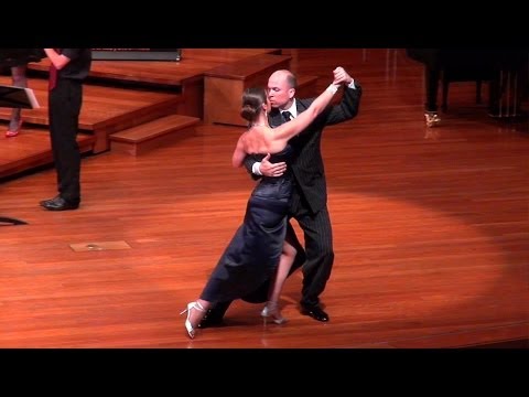 Libertango Dancers -- Astor Piazzolla -- Tango Dance