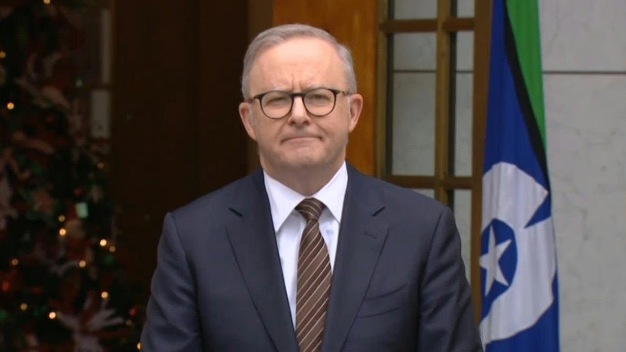 Australian PM says under-16 social media ban will reduce 'harm' | AFP