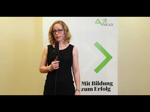 AKAD Testimonial - Corinne, Weiterbildung zur Direktionsassistentin