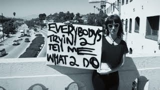 Deap Vally - &quot;Smile More&quot; (Official Lyric Video)