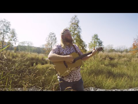 Will Moseley - Everything But Me (Official Music Video)