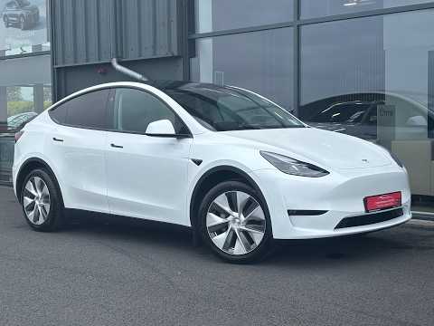 Tesla Model Y Long Range Dual Motor AWD - Image 2