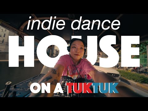 House and Indie Dance on a Tuktuk | Rui Tang