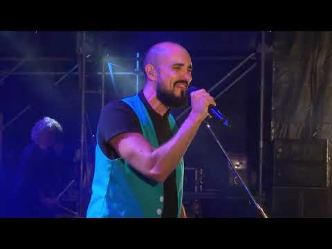 Asuntos pendientes - Abel Pintos En vivo - Andresito le canta al Pais 2020