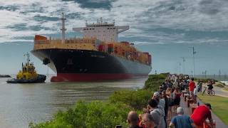 NAVIO gigante ENTRANDO no rio Itajaí