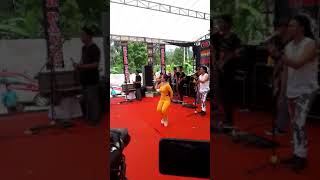 Download lagu Sintya riske cuplikan goyangan hot mp3 Download lagu Sintya riske cuplikan goyangan hot mp3