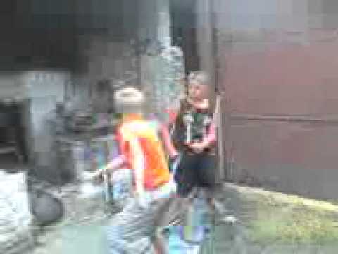 bataia anului cu doi batauşi de la  BOBDA 