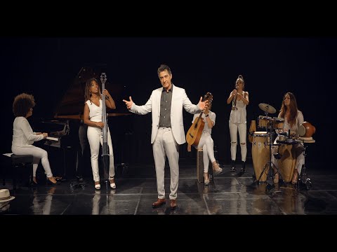 Hombres Necios - Mujeres de carne y verso - Juan Valderrama