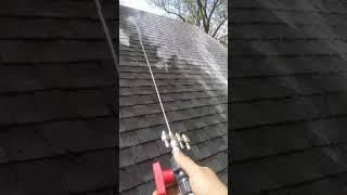 preview picture of video 'Cleaning a shingle roof! Low pressure SOFTWASH.'