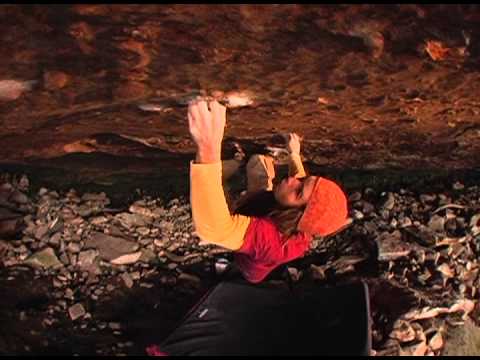 Chris Sharma - Witness The Fitness, V15 Roof Bouldering, First Ascent! Video