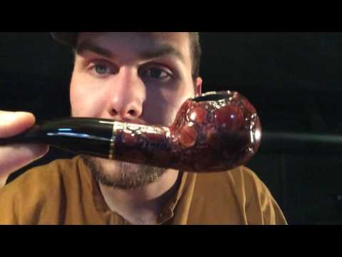 Box opening, tobacco and my first Savinelli!