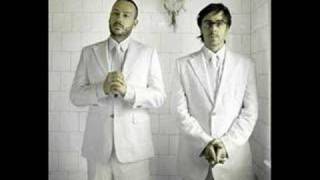 Basement Jaxx - Make Me Sweat