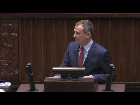 Zdzisław Gawlik krytykuje roztrwonienie środków w PKS