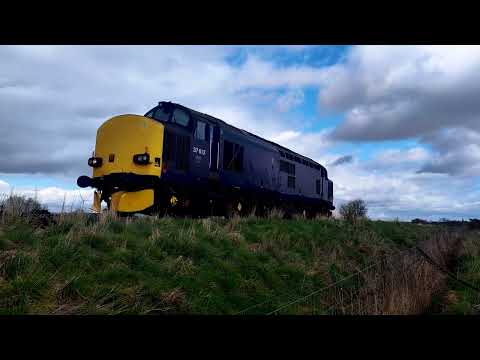 Class 37 37612 Light Loco at Helsby. Drone footage.