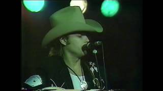 It won&#39;t hurt - Dwight Yoakam - live 1986 UK