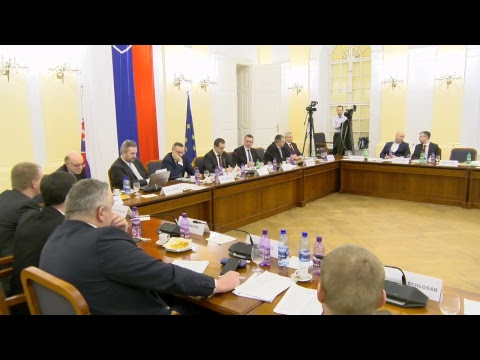 Vypočúvanie kandidátov na ústavných sudcov