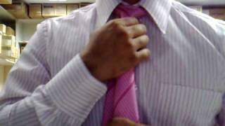 preview picture of video 'How to make a knot for a tie...'