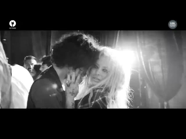 Video zu 'Da Mama' ansehen