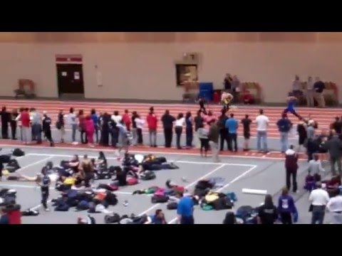 Neuqua Valley 4x200 at Mustang Relays 2012